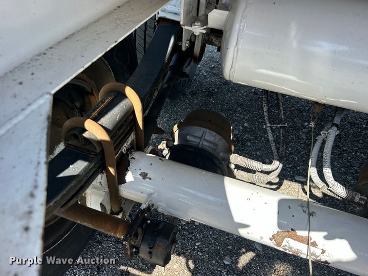 image for item EG0991 1987 Polar SRJ3 tank trailer