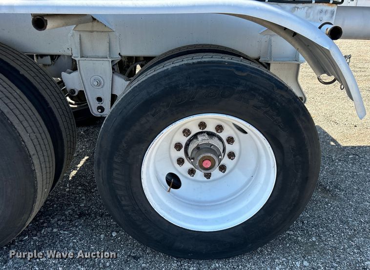 image for item EG0991 1987 Polar SRJ3 tank trailer