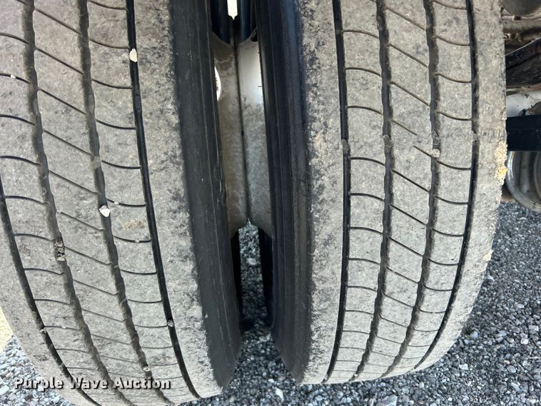 image for item EG0991 1987 Polar SRJ3 tank trailer