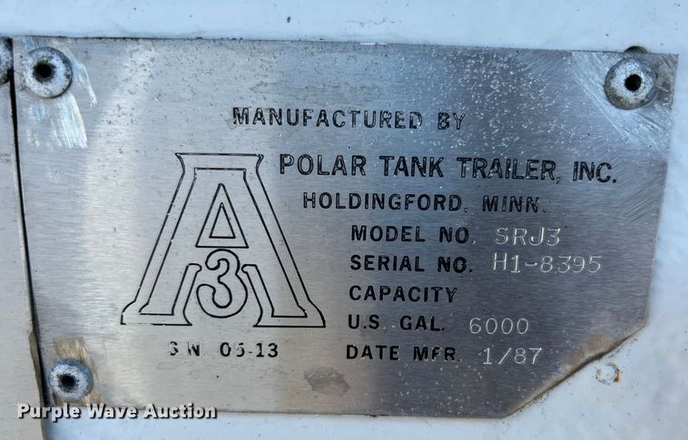 image for item EG0991 1987 Polar SRJ3 tank trailer