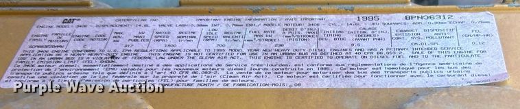 image for item EG1016 1996 International  Paystar 5000 truck cab and chassis