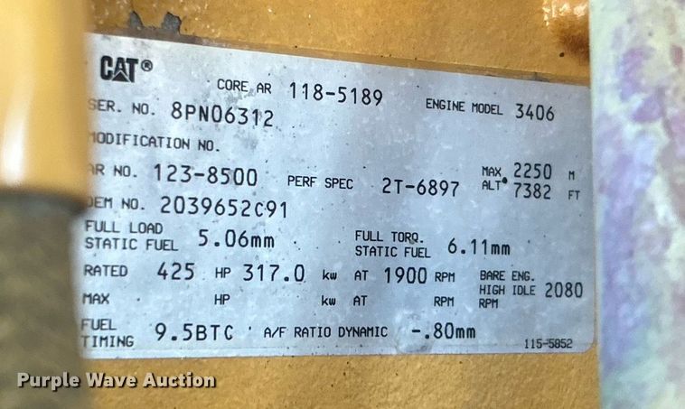 image for item EG1016 1996 International  Paystar 5000 truck cab and chassis