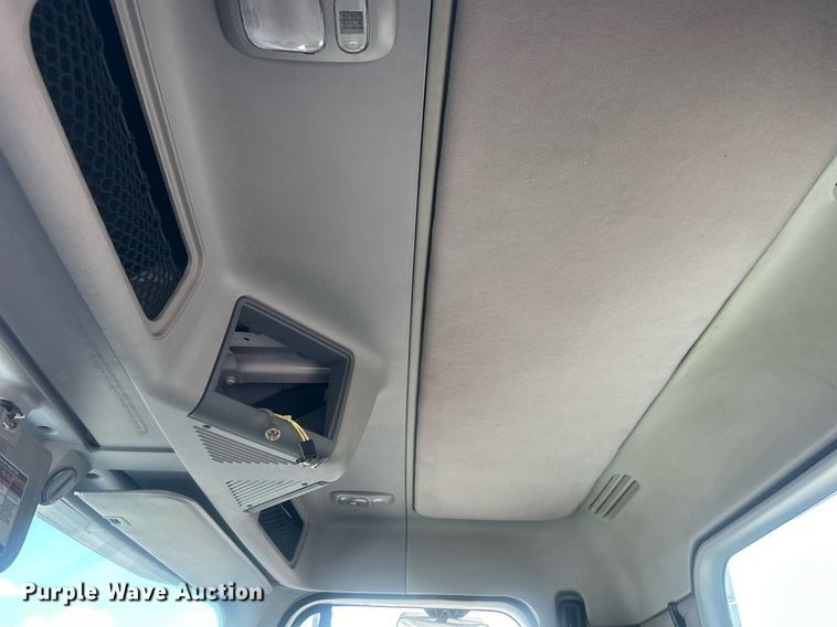 image for item EG1028 2009 Freightliner  Century Class semi truck