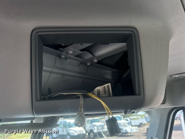 image for item EG1028 2009 Freightliner  Century Class semi truck