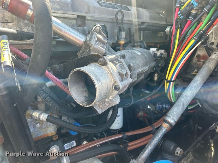 image for item EG1028 2009 Freightliner  Century Class semi truck