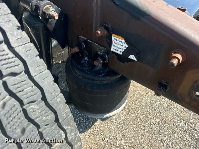 image for item EG1028 2009 Freightliner  Century Class semi truck