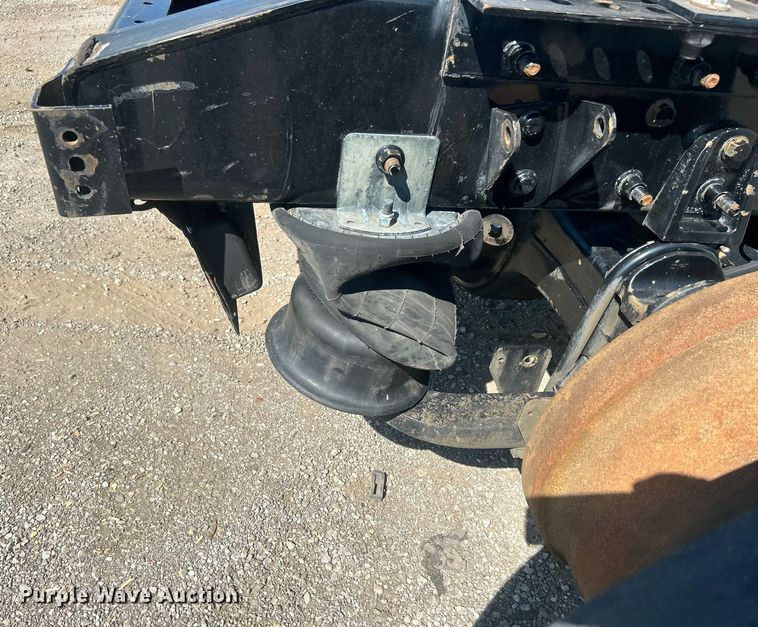 image for item EG1029 2008 International  9200i semi truck