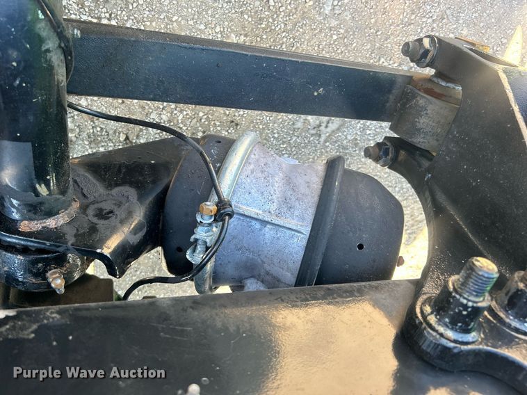 image for item EG1029 2008 International  9200i semi truck