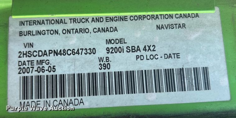 image for item EG1029 2008 International  9200i semi truck