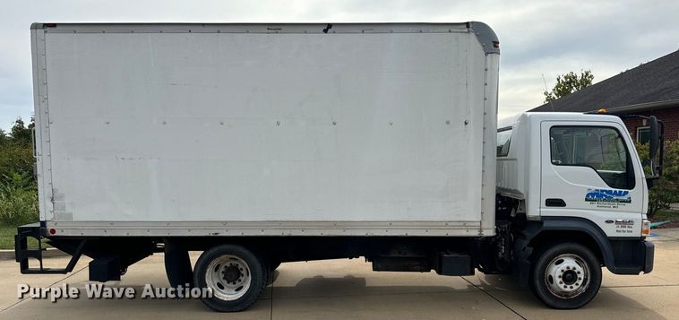 image for item EH7004 2007 Ford LCF 450 Box truck