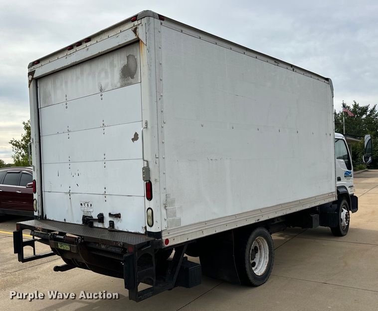 image for item EH7004 2007 Ford LCF 450 Box truck