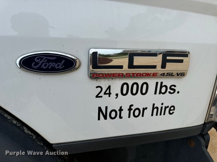 image for item EH7004 2007 Ford LCF 450 Box truck