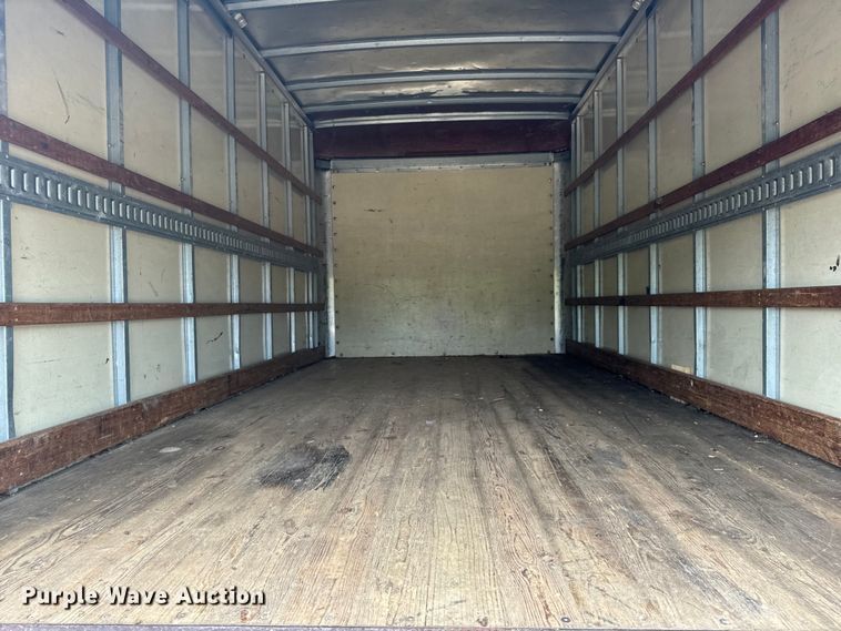 image for item EH7004 2007 Ford LCF 450 Box truck