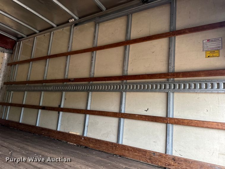 image for item EH7004 2007 Ford LCF 450 Box truck