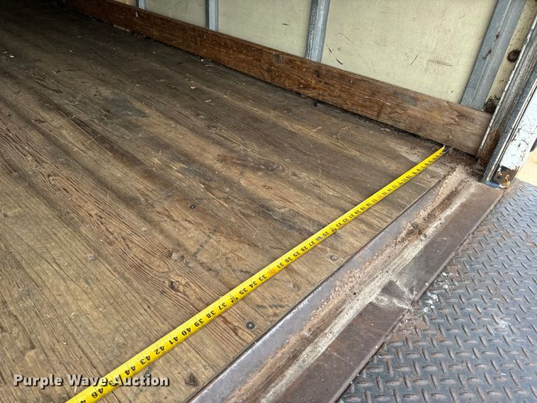 image for item EH7004 2007 Ford LCF 450 Box truck