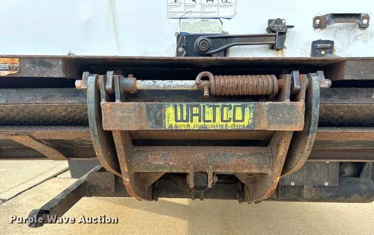 image for item EH7004 2007 Ford LCF 450 Box truck