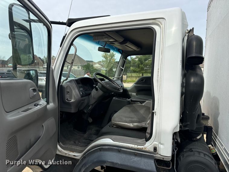 image for item EH7004 2007 Ford LCF 450 Box truck