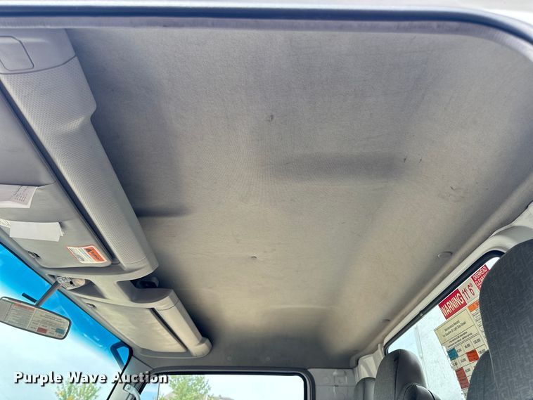 image for item EH7004 2007 Ford LCF 450 Box truck