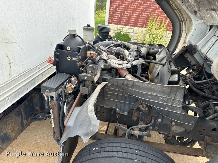 image for item EH7004 2007 Ford LCF 450 Box truck