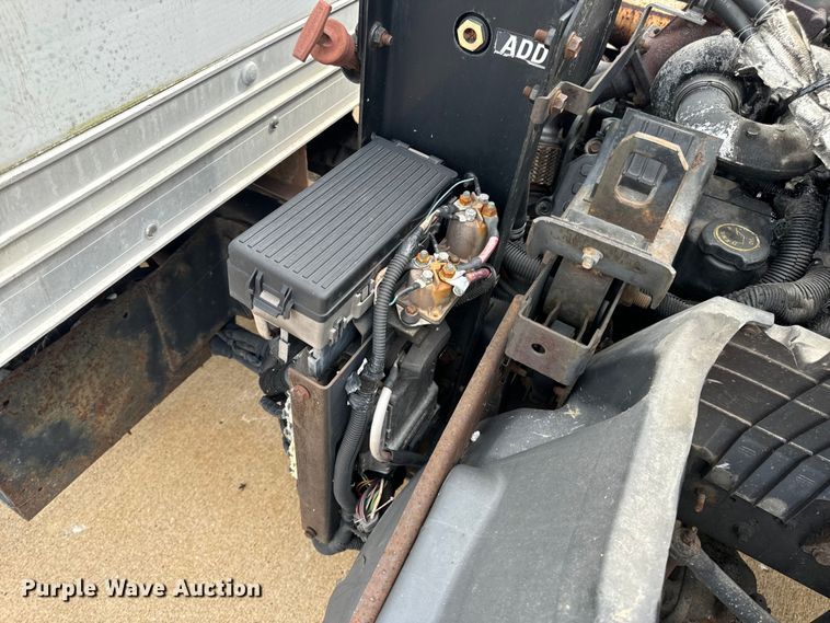 image for item EH7004 2007 Ford LCF 450 Box truck