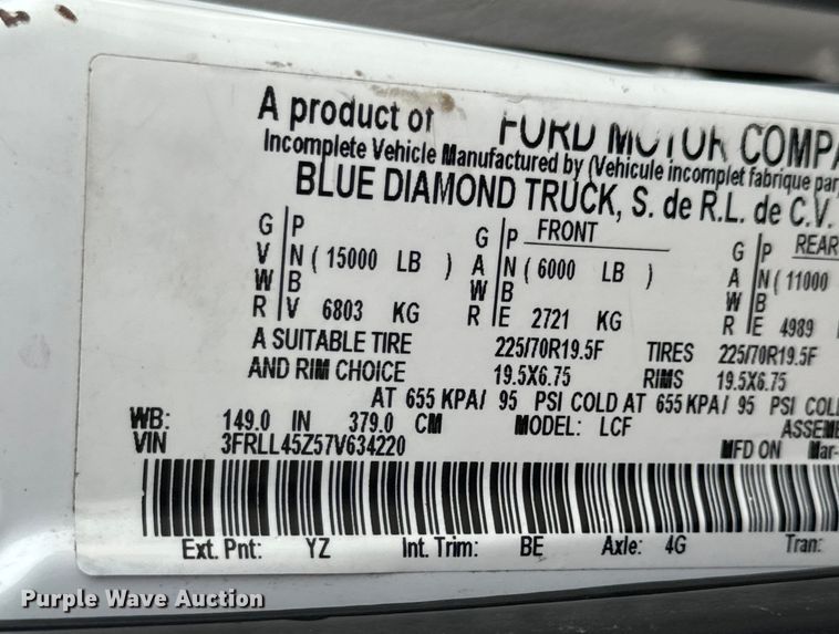 image for item EH7004 2007 Ford LCF 450 Box truck