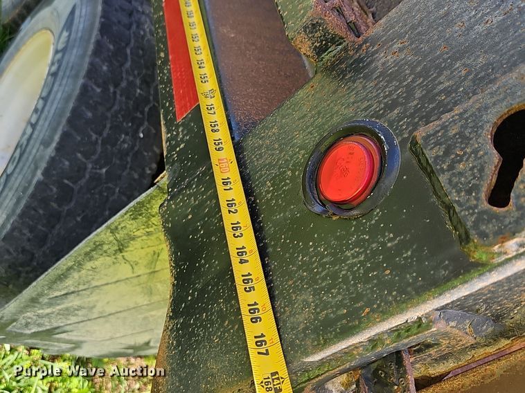 image for item EJ5828 2005 International  4400 dump truck