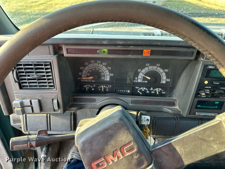 image for item EJ7245 1999 GMC C6500 refuse truck