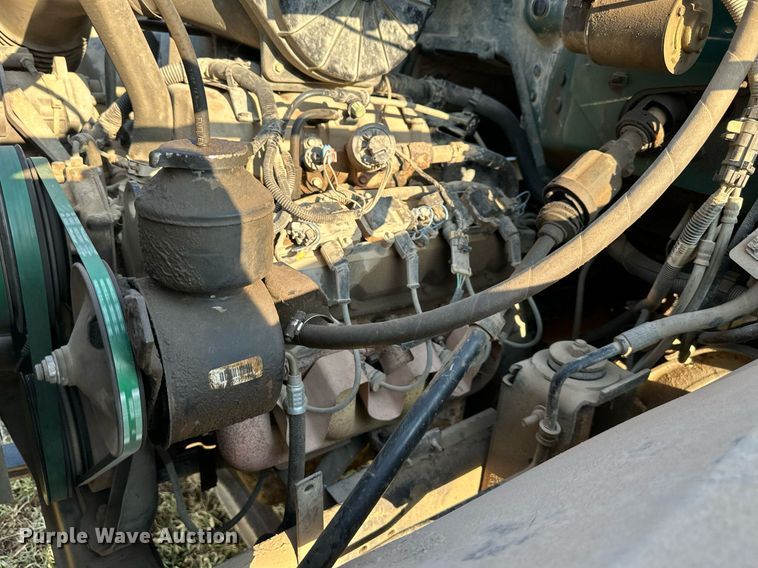 image for item EJ7245 1999 GMC C6500 refuse truck