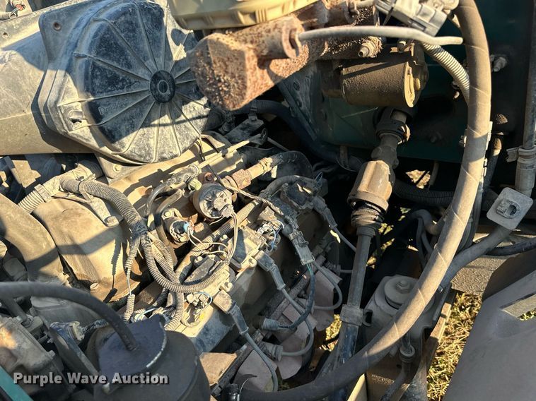 image for item EJ7245 1999 GMC C6500 refuse truck