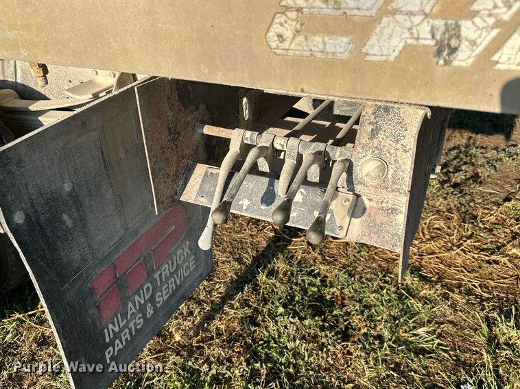 image for item EJ7246 1992 GMC  Topkick C6500 rollback truck