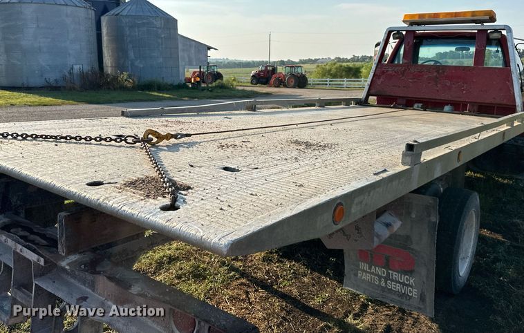 image for item EJ7246 1992 GMC  Topkick C6500 rollback truck