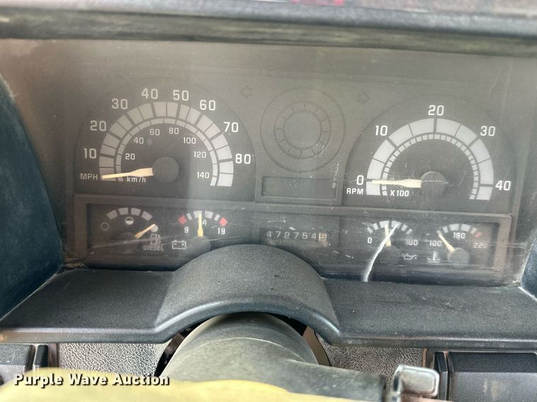 image for item EJ7246 1992 GMC  Topkick C6500 rollback truck