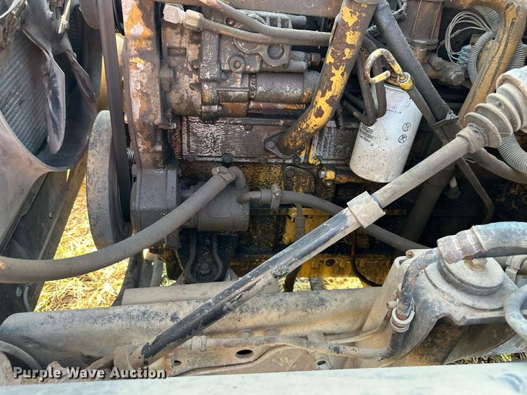 image for item EJ7246 1992 GMC  Topkick C6500 rollback truck