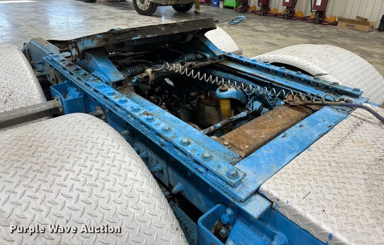 image for item EJ8925 2007 Peterbilt  379 semi truck