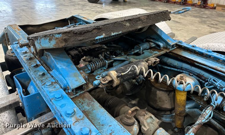 image for item EJ8925 2007 Peterbilt  379 semi truck