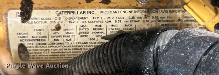 image for item EJ8925 2007 Peterbilt  379 semi truck