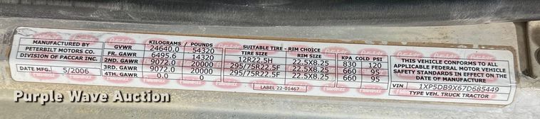 image for item EJ8925 2007 Peterbilt  379 semi truck