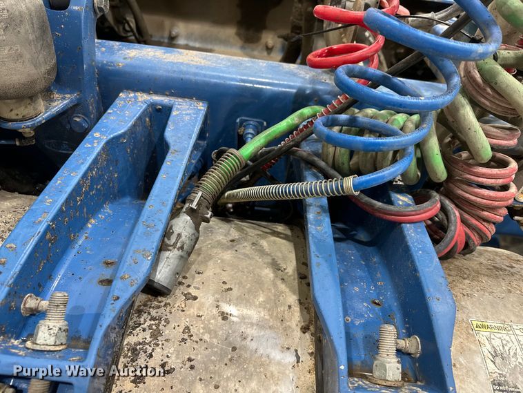 image for item EJ8927 2013 Peterbilt  367 semi truck