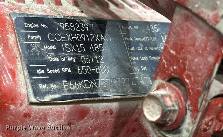 image for item EJ8927 2013 Peterbilt  367 semi truck