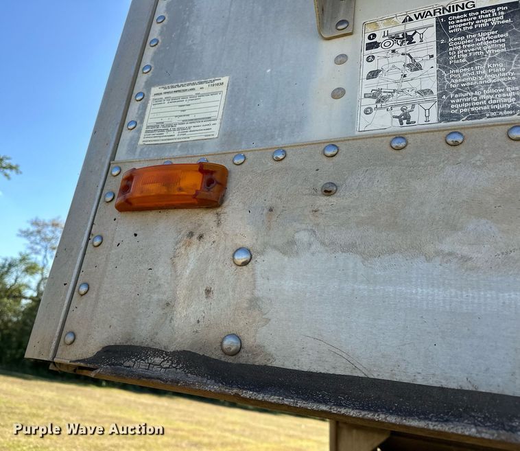 image for item EJ8982 1998 Wilson DWH-400 grain trailer