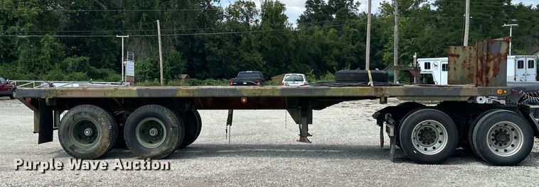 image for item EK3287 1991 Dynaweld M871A2 flatbed trailer