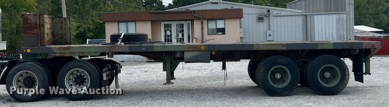 image for item EK3287 1991 Dynaweld M871A2 flatbed trailer