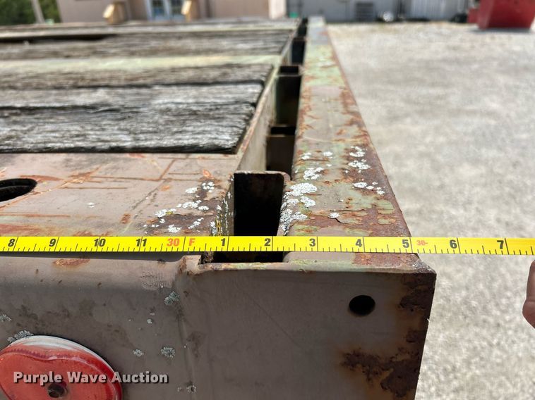 image for item EK3287 1991 Dynaweld M871A2 flatbed trailer