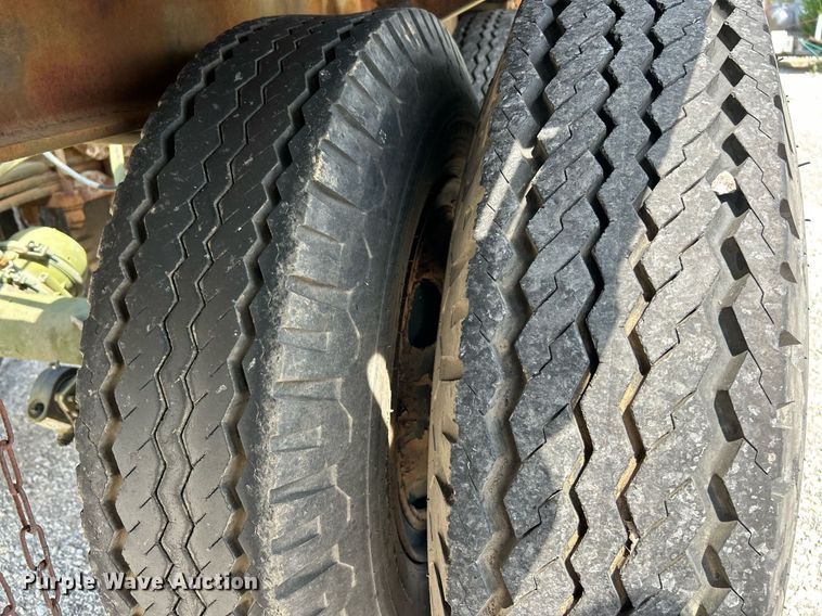 image for item EK3287 1991 Dynaweld M871A2 flatbed trailer