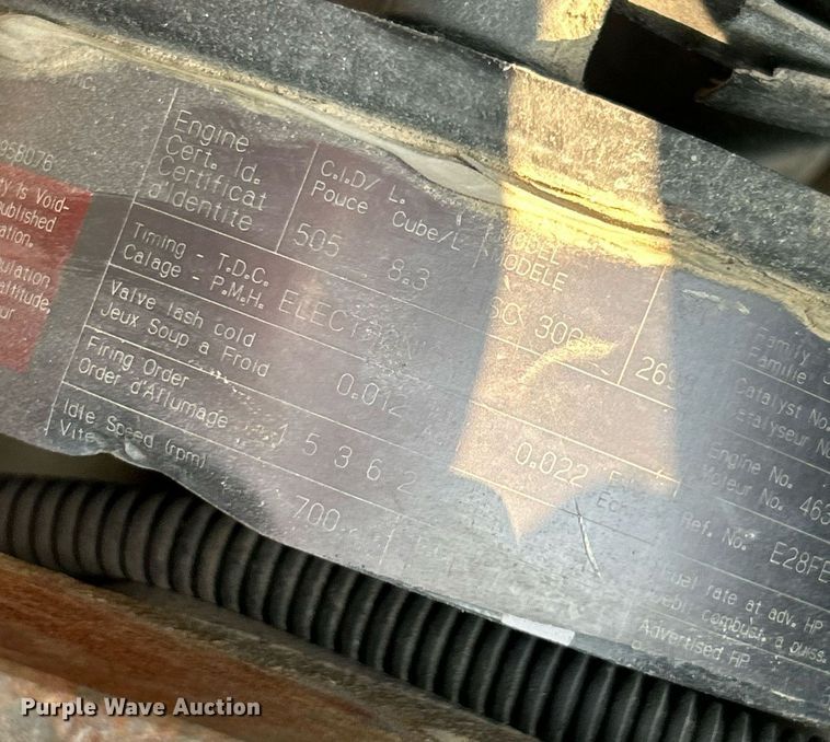 image for item EK3289 2004 Kenworth  T300 semi truck