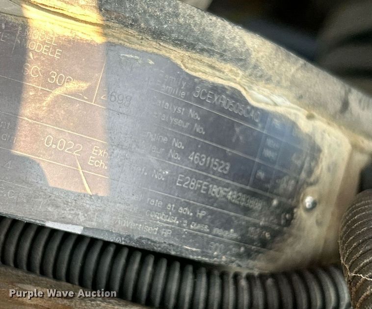 image for item EK3289 2004 Kenworth  T300 semi truck