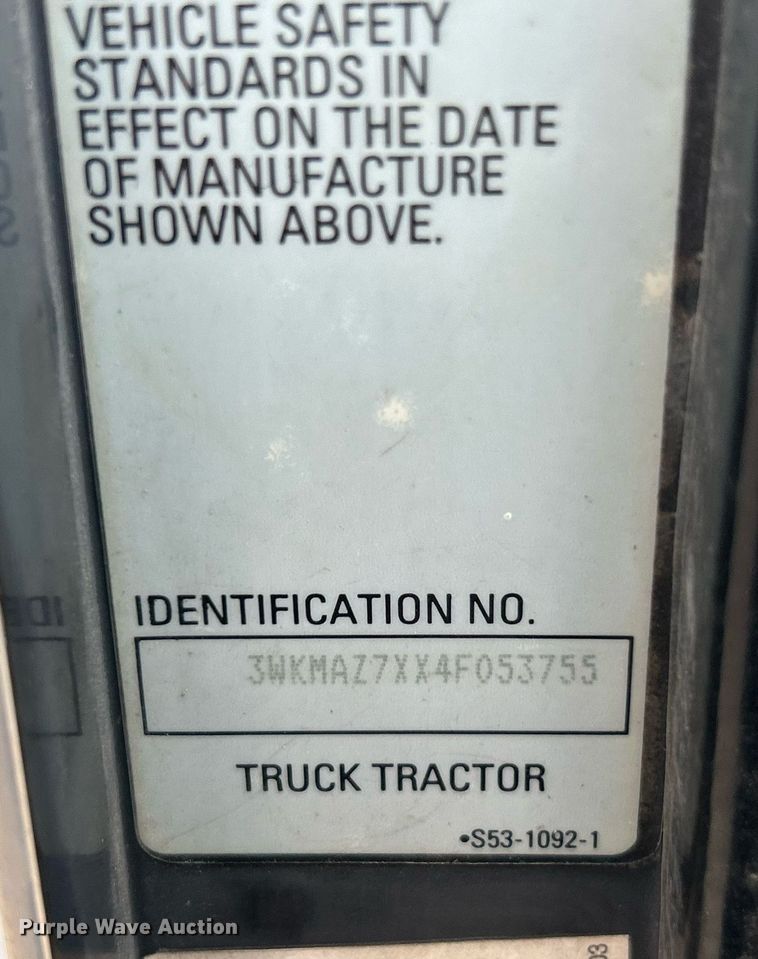 image for item EK3289 2004 Kenworth  T300 semi truck