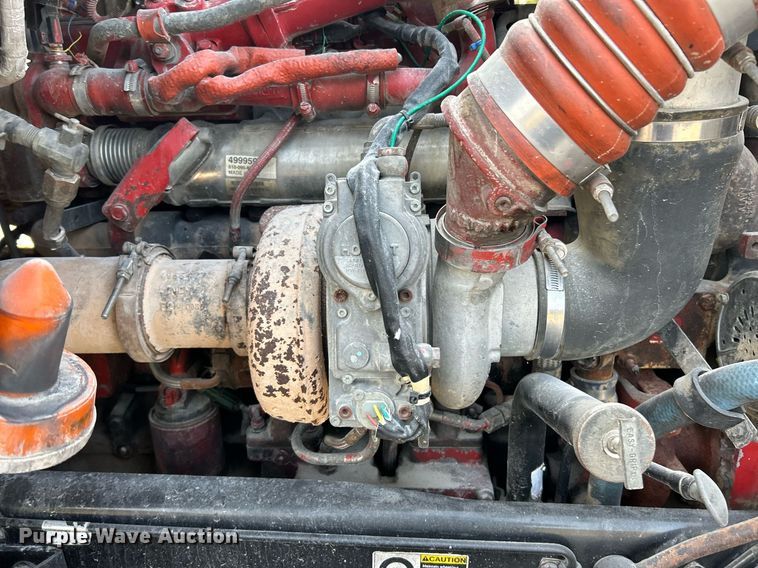 image for item EK3290 2010 Kenworth T800 semi truck