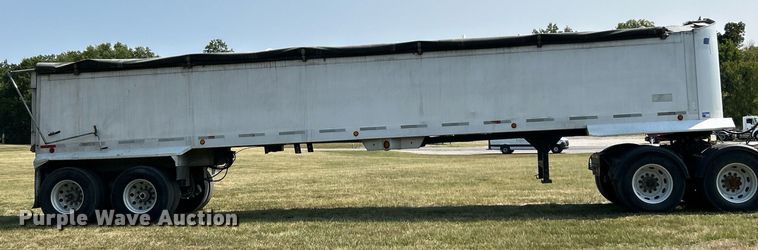 image for item EK3294 2006 Travis T/90 end dump trailer