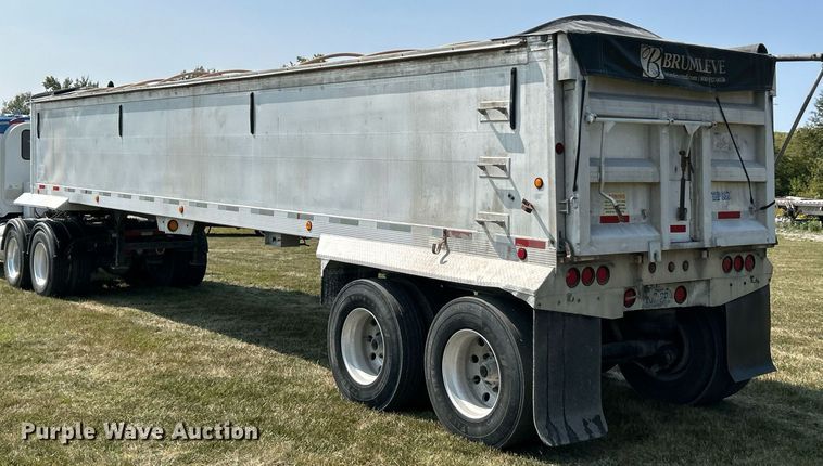 image for item EK3294 2006 Travis T/90 end dump trailer